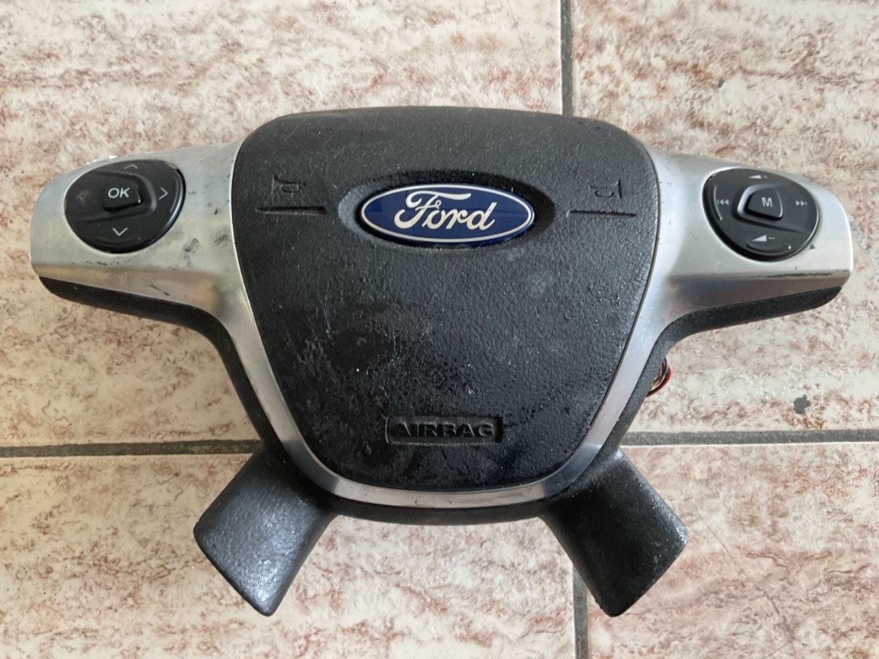 Ford Focus 2012 2013 2014 Left Driver Steering Wheel Airbag OEM